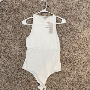 White sleeveless body suit